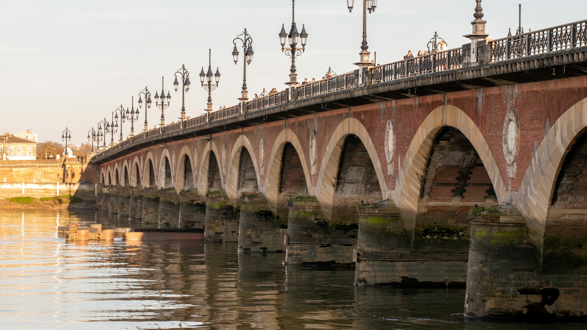 Pont de Pierre, Bordeaux